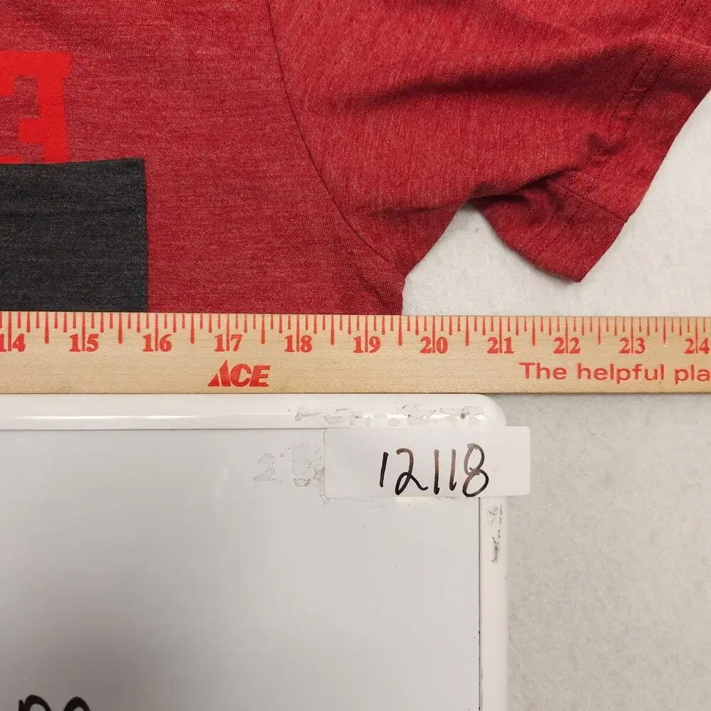 The North Face Explore Short Sleeve Crew Neck Graphic T-Shirt Mens Size M Red